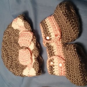 Infant Hat and Boot Set Little Girl  0 -6 Months Pink Gray White Baby Handmade